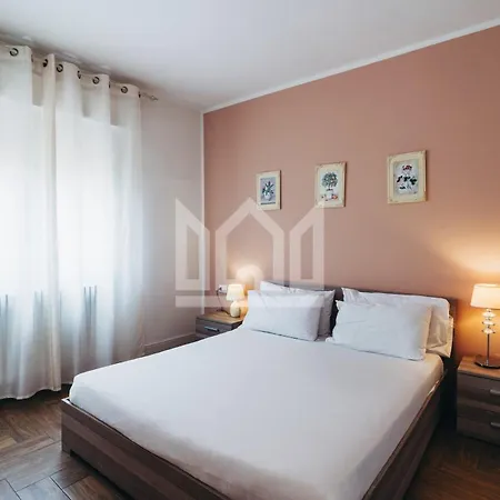 Gold Apartamento Ferrara